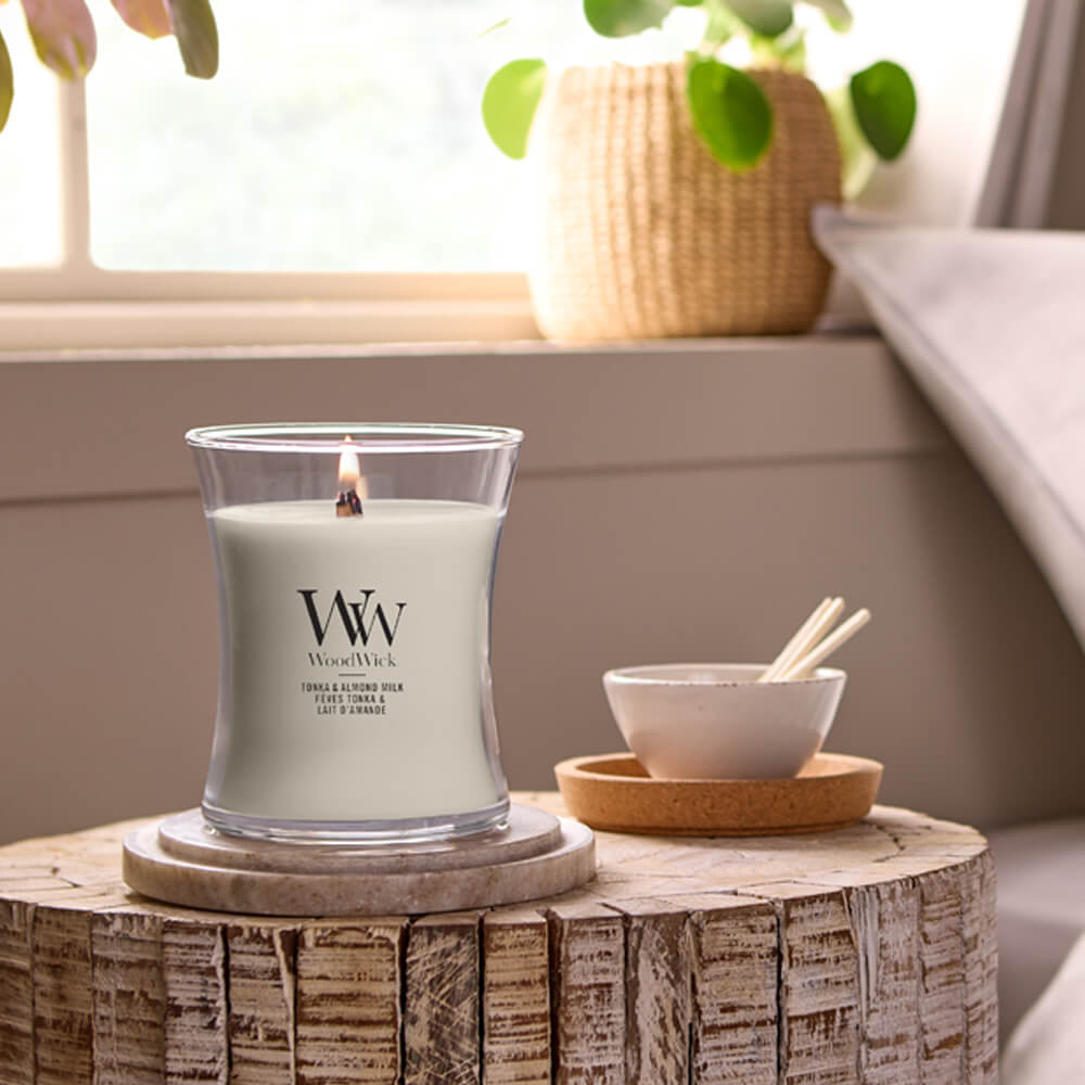 Tonka and Almond Milk