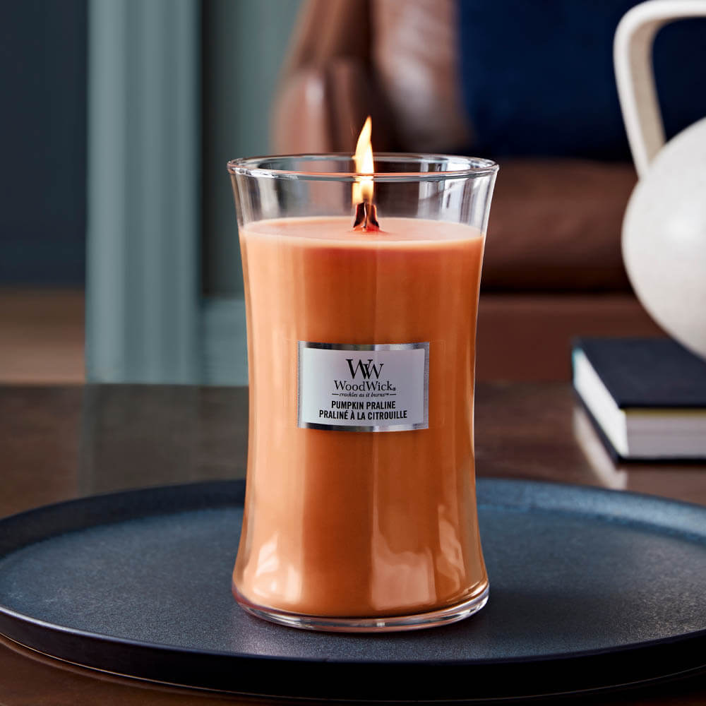 WoodWick Pumpkin Praline - Medium Hourglass candle 